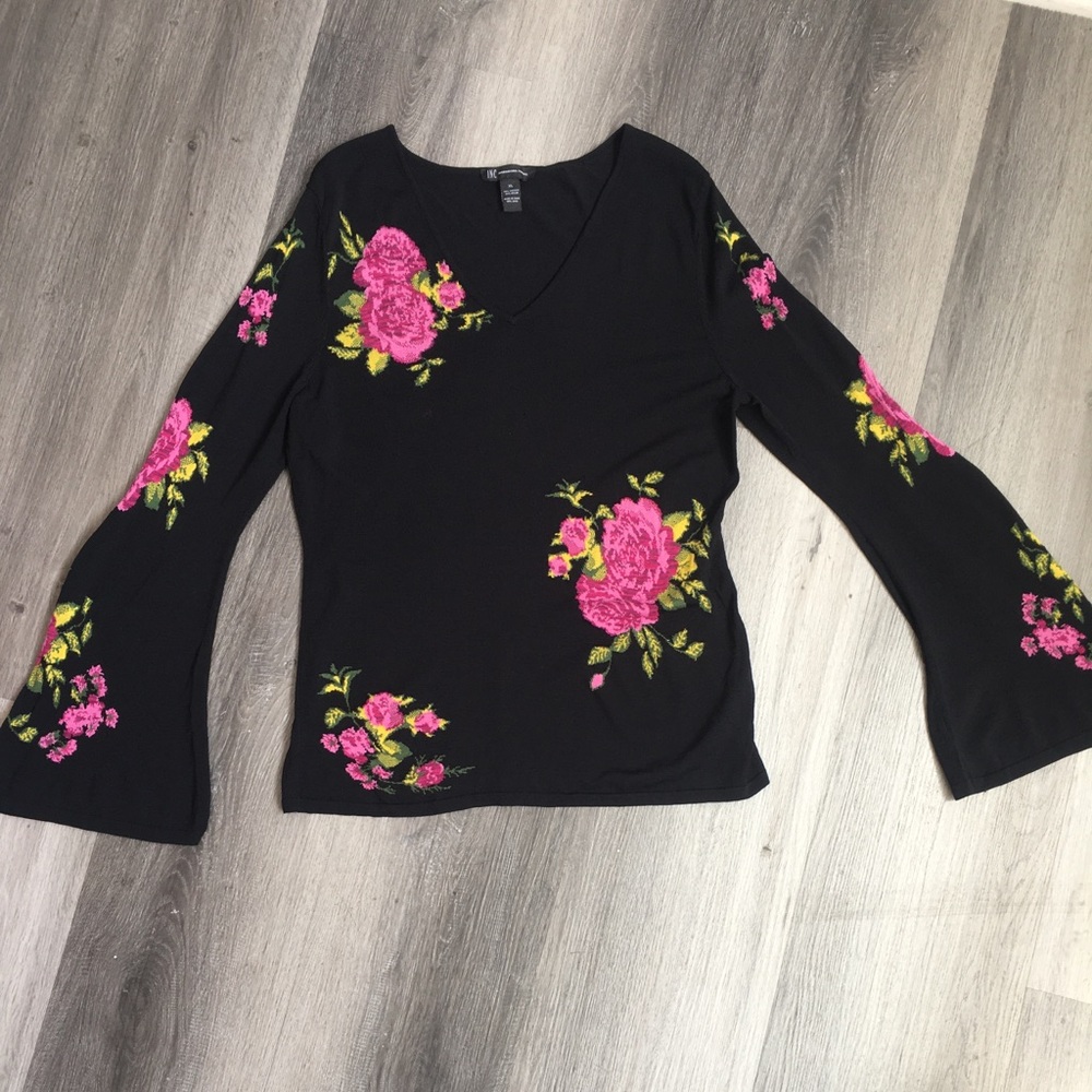 INC  Dramatic Sleeves Black V-Neck Sweater Pink Rose Embroidery - Picture 13 of 13